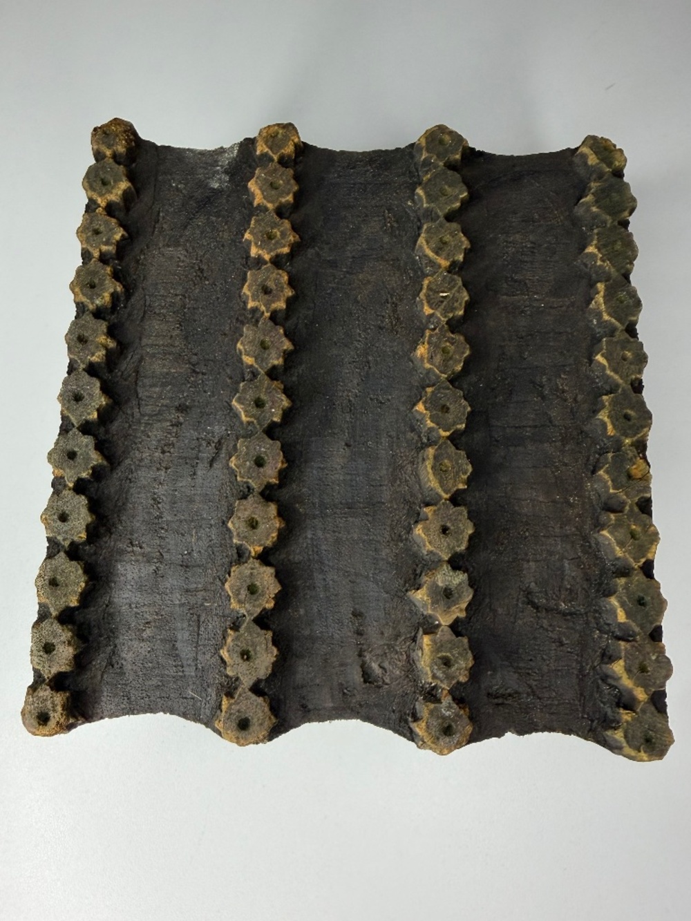 Antique Hand Carved Wooden Printing Block - FLORAL - Textile Wallpaper - 5" x 4"